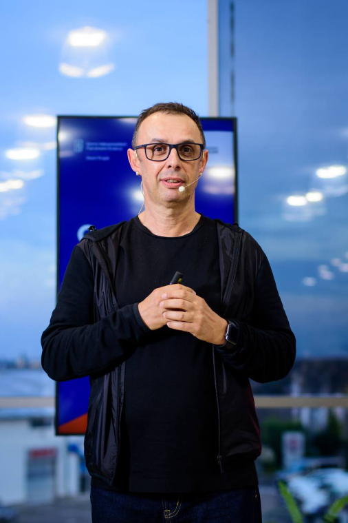 Віталій Івахів